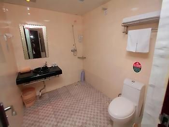 Jinzuan 100 Holiday Hotel Qufu Zewnętrze zdjęcie